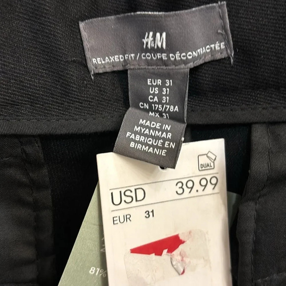NWT H and M woman's black relaxed fit slacks - Picture 11 of 11